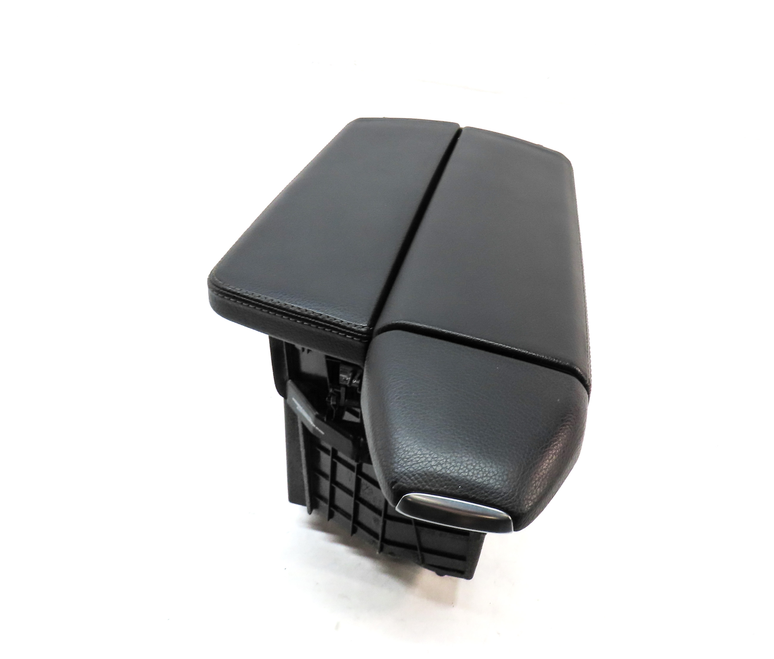 13-16 GL ML CLASS FRONT CENTER CONSOLE ARM REST STORAGE BIN (101A) — exact item pictured